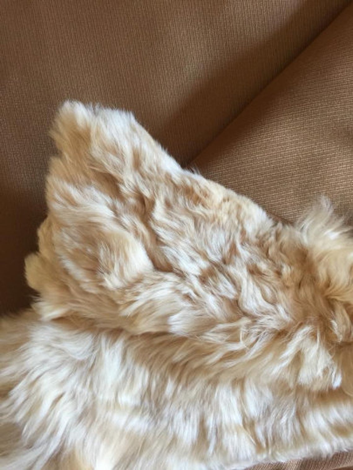 Luxurious Alpaca fur Rug - Champagne