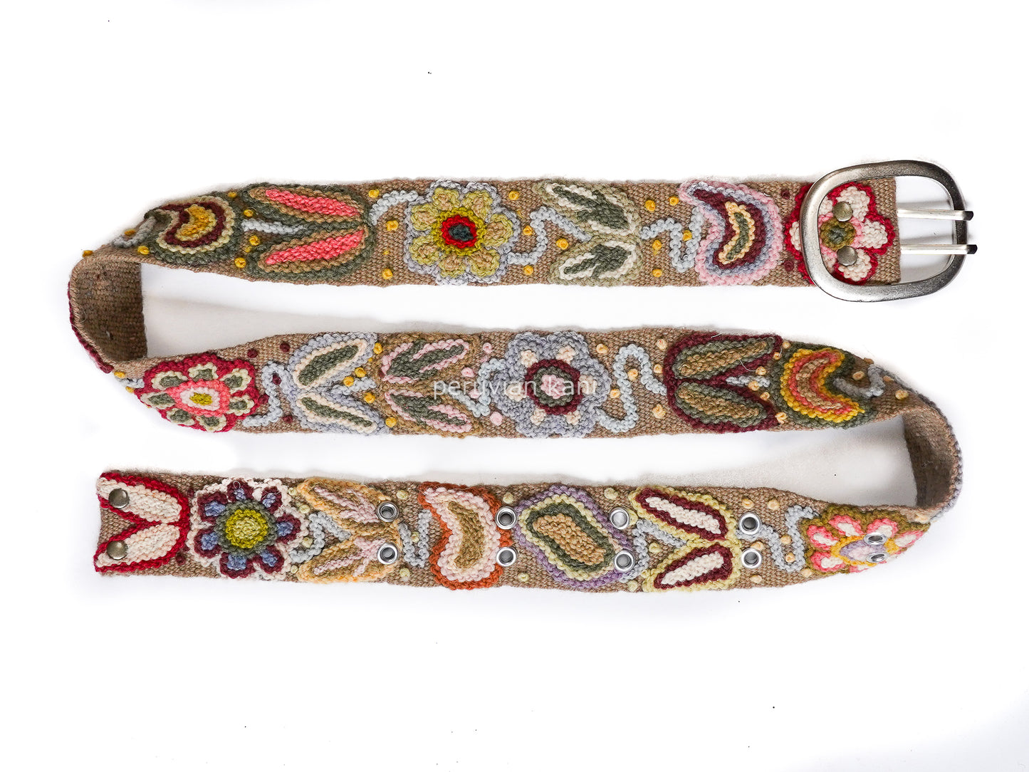 Pachamama belt - Beige embroidered belt organic dyes