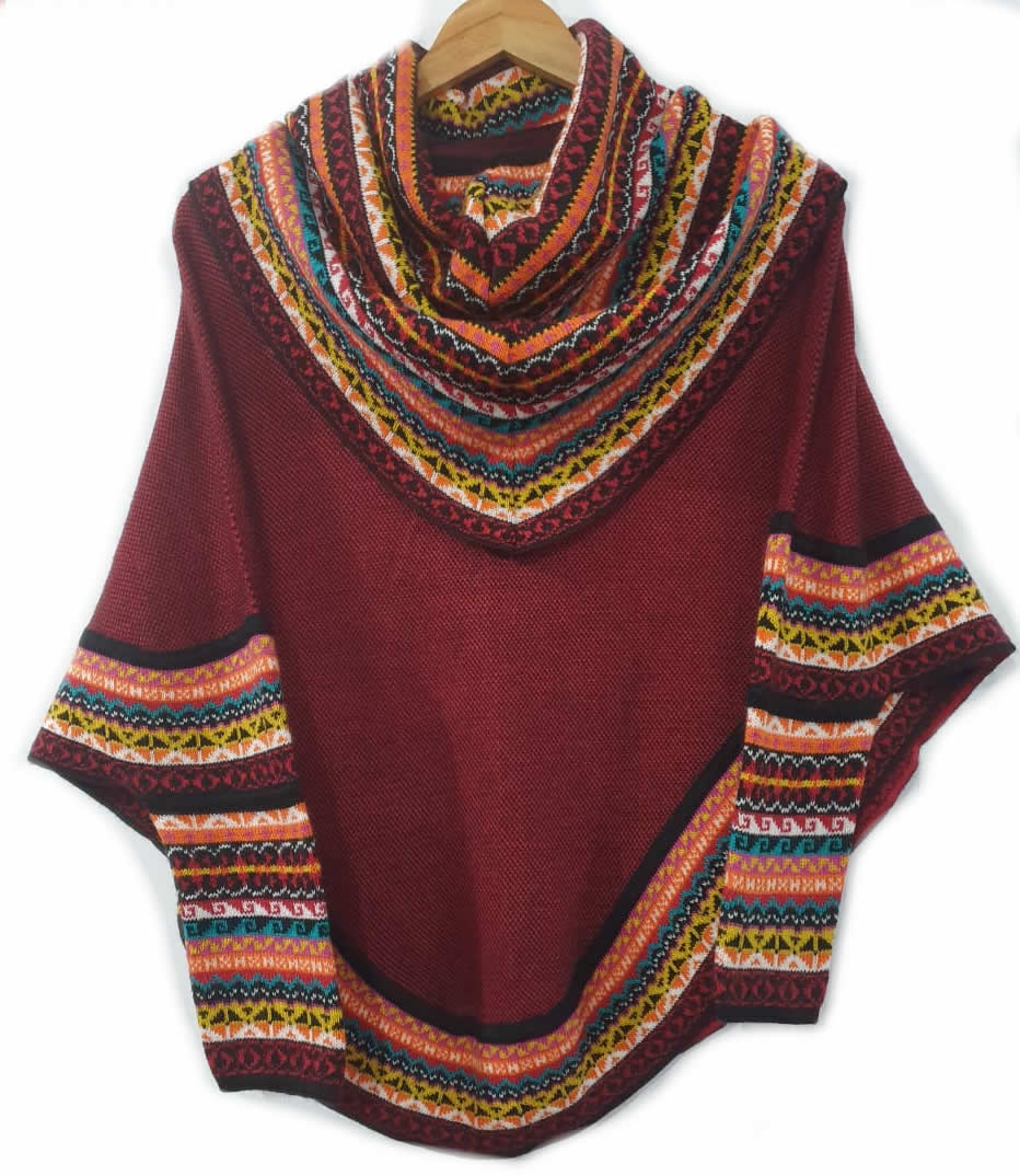 Poncho à col roulé tricoté en laine d'alpaga superfine marron